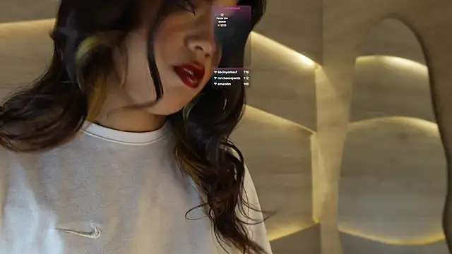 Snapshot of Mia_Rosalie chatting on 14, 5, 2026 Mia Rosalie online show from 14, 5, 2026