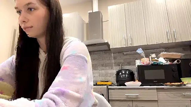 LaraDraggoo online show from 30, 3, 2026