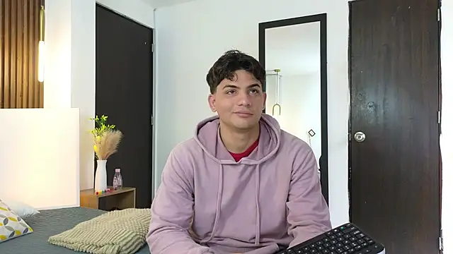 MrAdonis  online show from 8, 4, 2026