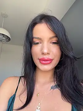 Snapshot of RaniaSnow chatting on 17, 6, 2026 RaniaSnow online show from 17, 6, 2026