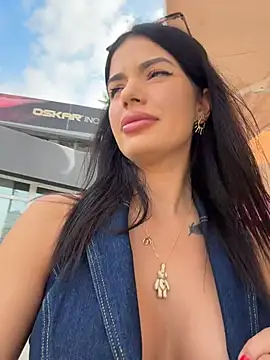 Snapshot of RaniaSnow chatting on 21, 6, 2026 RaniaSnow online show from 21, 6, 2026