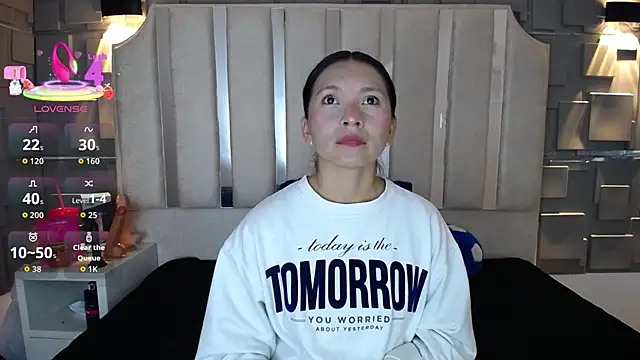 Chloe16  online show from 2, 5, 2026