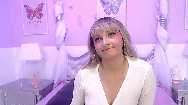 Snapshot of Oriana_Larsson chatting on 18, 3, 2026 Oriana Larsson online show from 18, 3, 2026