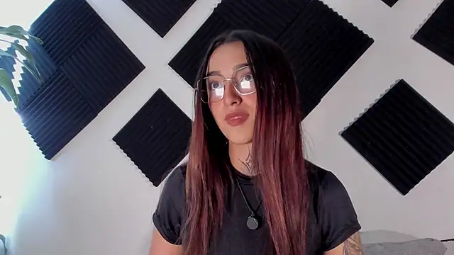 Emily Rousess online show from 24, 5, 2026