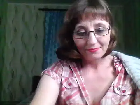 Alisaprice077 online show from 15, 4, 2026