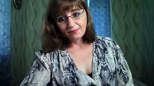 Alisaprice077 online show from 19, 7, 2026