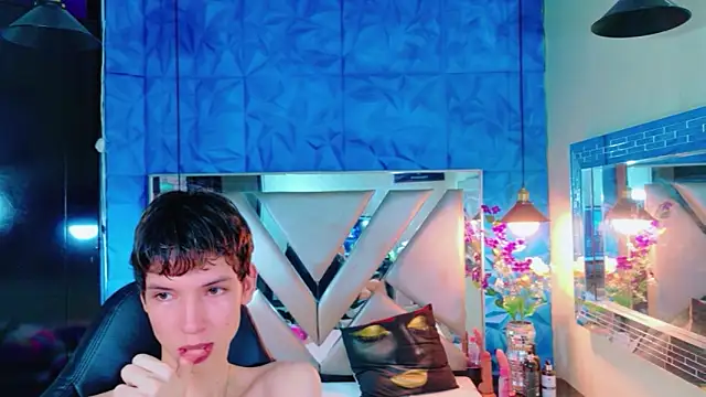 Snapshot of Stefany_PiInk chatting on 28, 5, 2026 Stefany PiInk online show from 28, 5, 2026