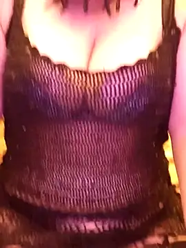 Snapshot of karamil69sxx chatting on 31, 3, 2026 karamil69sxx online show from 31, 3, 2026