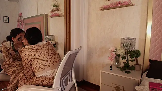 Madii  online show from 30, 3, 2026