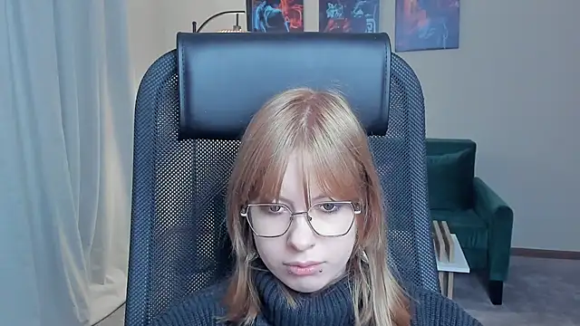 NiaHodge online show from 10, 3, 2026