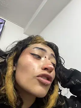 baby akuma online show from 1, 5, 2026