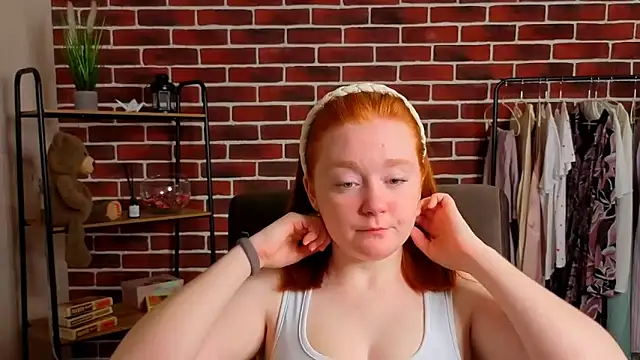 DeborahhBryan online show from 25, 3, 2026