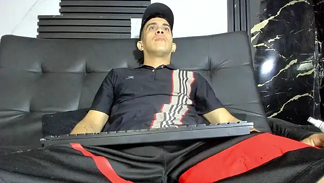 Adrian fire online show from 20, 4, 2026