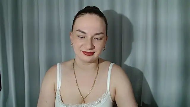 Snapshot of Belle_Fiesta chatting on 10, 4, 2026 Belle Fiesta online show from 10, 4, 2026