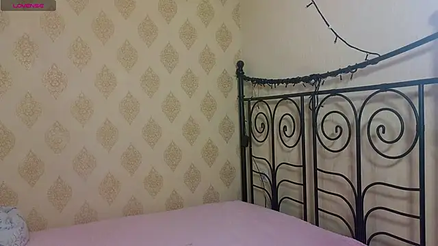 LucyMur online show from 12, 4, 2026