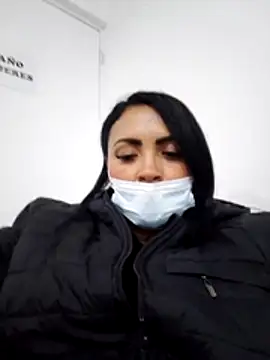 EstrellaSmmith online show from 8, 4, 2026