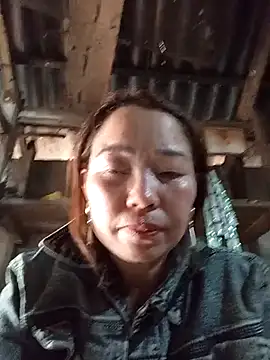 Yellow-pink online show from 9, 4, 2026