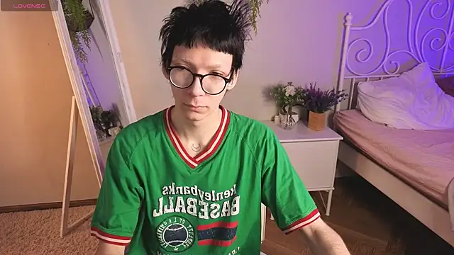 Tommy Stars online show from 2, 4, 2026