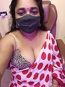 Snapshot of Tanvi_My_Girl chatting on 23, 7, 2026 Tanvi My Girl online show from 23, 7, 2026