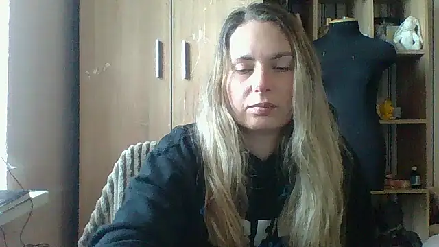 Mollie365 online show from 15, 3, 2026