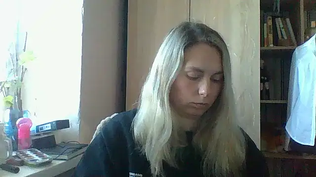 Mollie365 online show from 6, 4, 2026