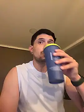 TroyeSavage online show from 20, 3, 2026