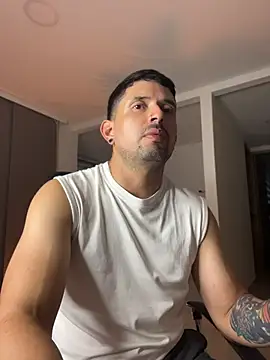 TroyeSavage online show from 7, 4, 2026