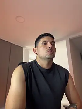 TroyeSavage online show from 10, 4, 2026