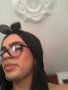 Kitty Cruz Love online show from 12, 4, 2026