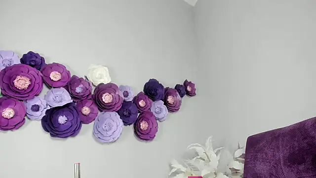 Katy Tiny online show from 30, 4, 2026