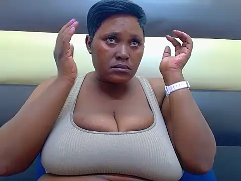 Snapshot of SexyBoobs44DD chatting on 5, 6, 2026 SexyBoobs44DD online show from 5, 6, 2026