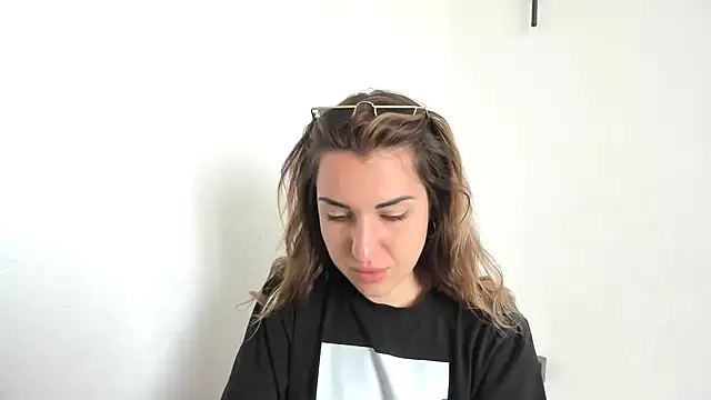 summmmersky1 online show from 16, 4, 2026