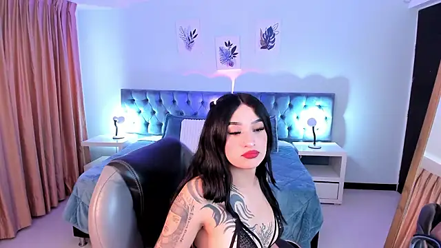 Maddie fox   online show from 9, 3, 2026