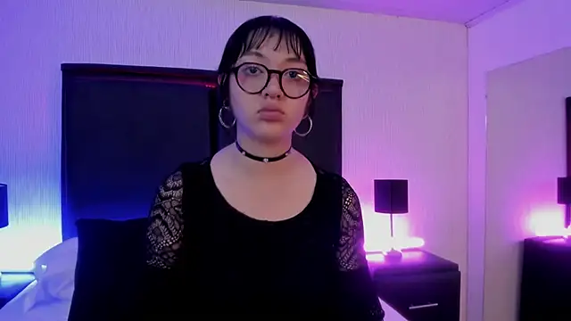 Snapshot of LilithBluum chatting on 3, 6, 2026 LilithBluum online show from 3, 6, 2026