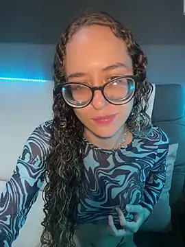 Snapshot of Anamyst chatting on 12, 5, 2026 Anamyst online show from 12, 5, 2026