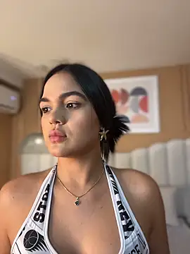 Bella-Ferrer online show from 17, 4, 2026