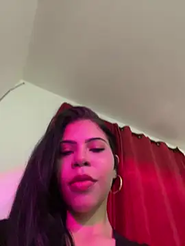 Snapshot of MiaReidd chatting on 18, 3, 2026 MiaReidd online show from 18, 3, 2026