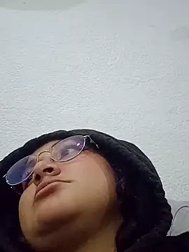 Snapshot of Liily_Foxxy chatting on 23, 5, 2026 Liily Foxxy online show from 23, 5, 2026