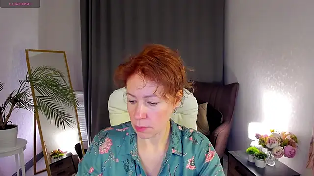 LeticiaRomano online show from 25, 3, 2026