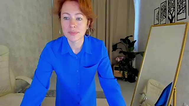 Snapshot of LeticiaRomano chatting on 9, 6, 2026 LeticiaRomano online show from 9, 6, 2026