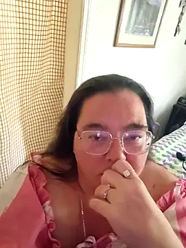 misstressbutterfly online show from 11, 3, 2026