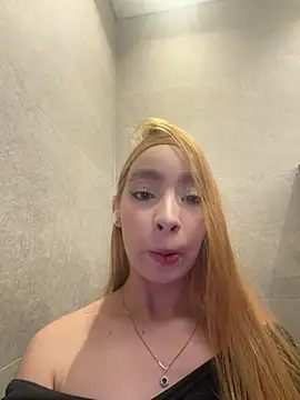 Isabella gaviria online show from 3, 4, 2026