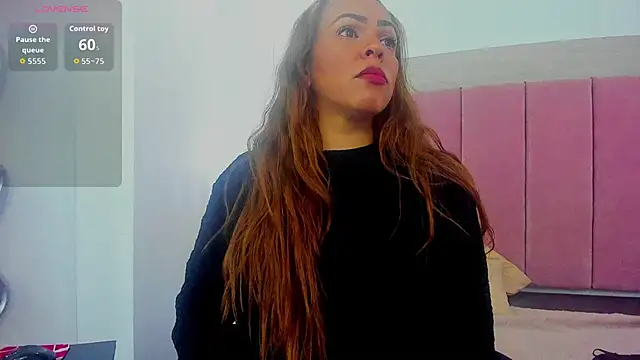 Snapshot of Helenn_Moore chatting on 11, 6, 2026 Helenn Moore online show from 11, 6, 2026