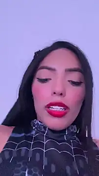 sylphiee  online show from 13, 4, 2026