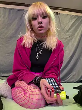 Snapshot of simplyobsessedwher chatting on 17, 3, 2026 simplyobsessedwher online show from 17, 3, 2026