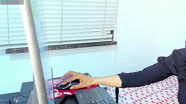 Snapshot of Antonella_Rizzo01 chatting on 5, 6, 2026 Antonella Rizzo01 online show from 5, 6, 2026