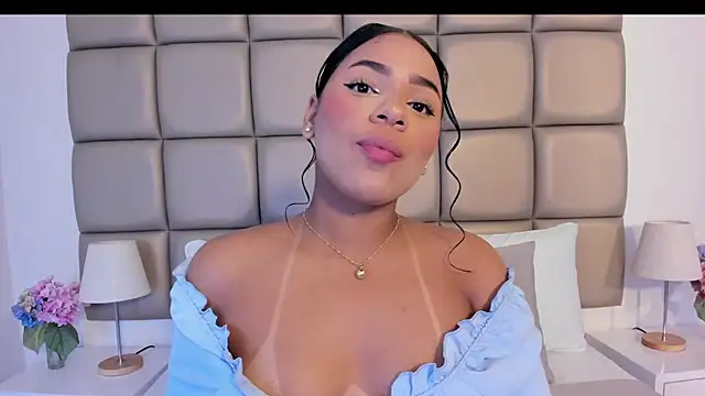 lilly williamss online show from 27, 4, 2026