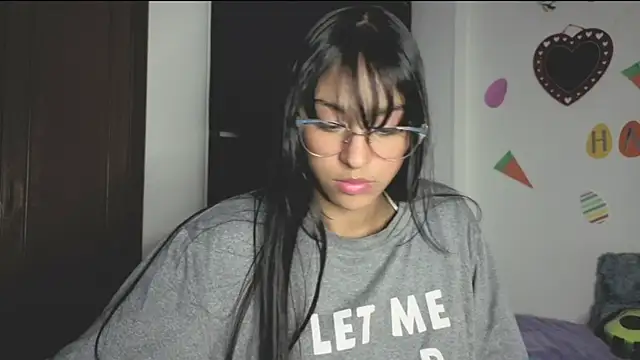 PaulaCutexs online show from 1, 4, 2026