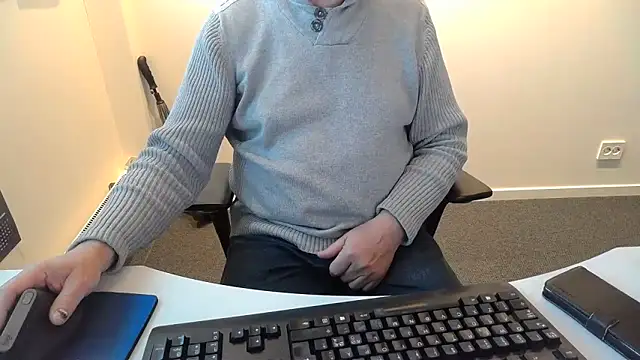 Snapshot of Buggemann chatting on 11, 6, 2026 Buggemann online show from 11, 6, 2026