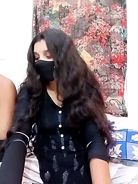 Snapshot of Telugucouple1431 chatting on 3, 4, 2026 Telugucouple1431 online show from 3, 4, 2026